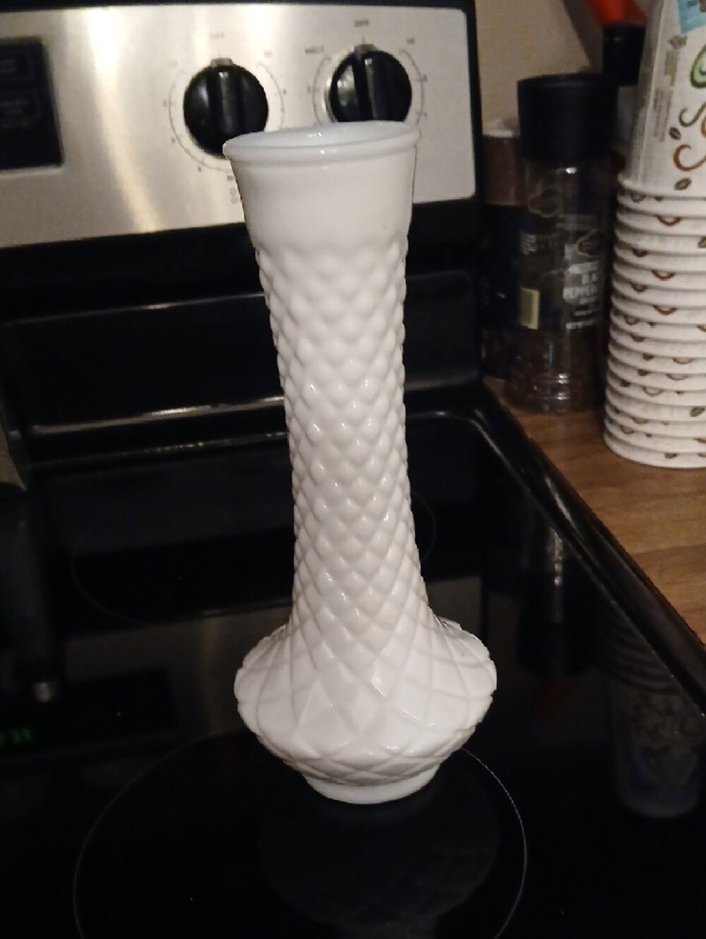 White Decorative Textured Ceramic Vase -  Milk Glass Ware